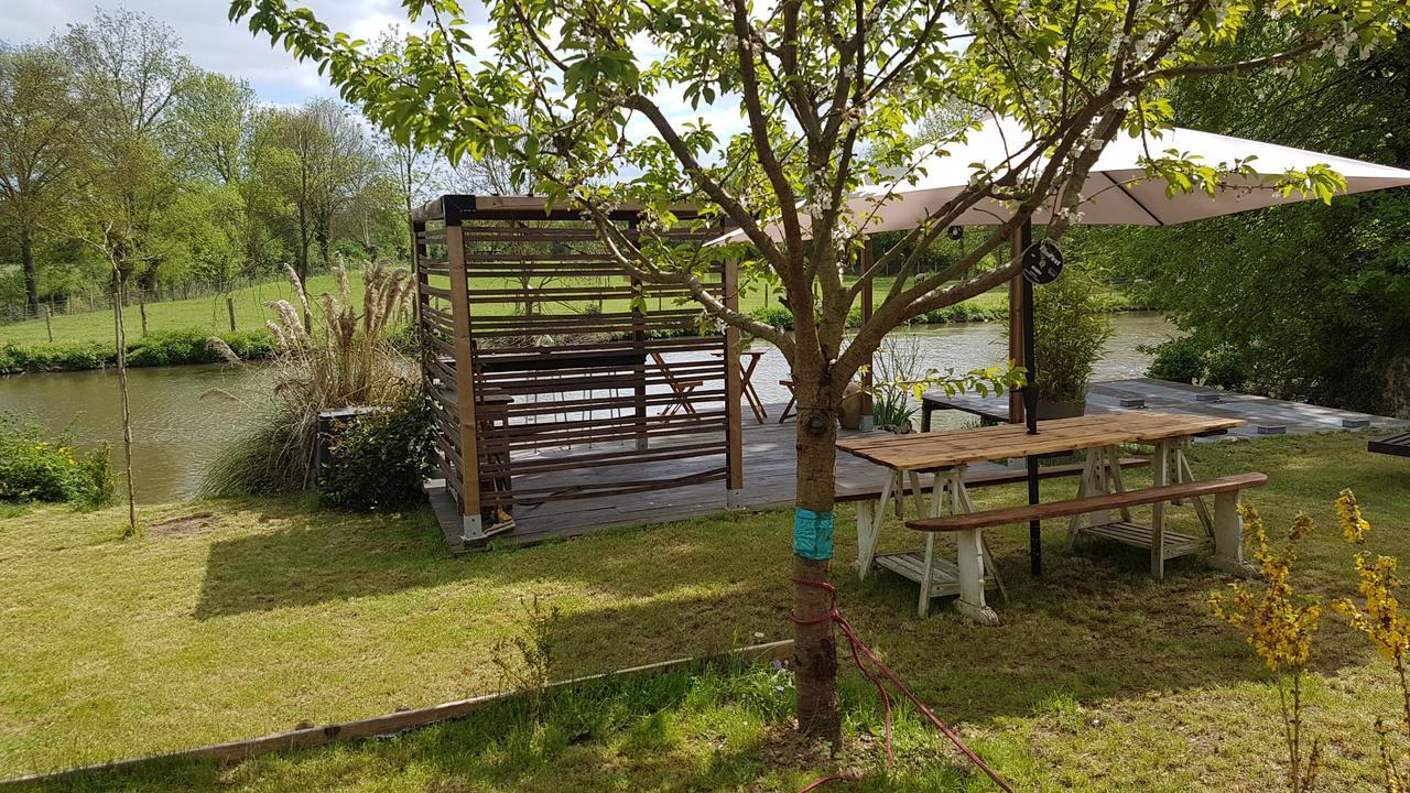 La Belmontaise Bed & Breakfast Beaumont-sur-Sarthe ภายนอก รูปภาพ