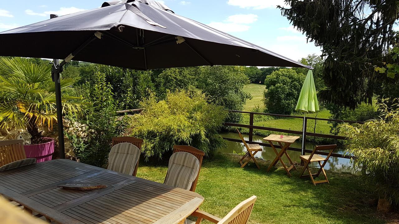 La Belmontaise Bed & Breakfast Beaumont-sur-Sarthe ภายนอก รูปภาพ