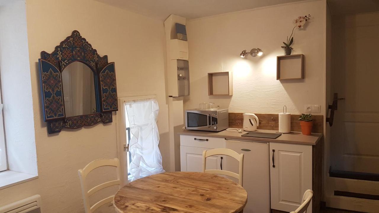 La Belmontaise Bed & Breakfast Beaumont-sur-Sarthe ภายนอก รูปภาพ